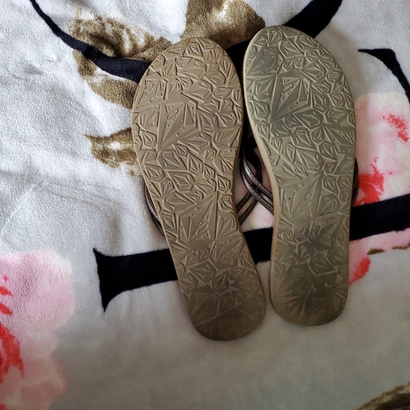 COPY - Volcom sandals - Picture 2 of 2